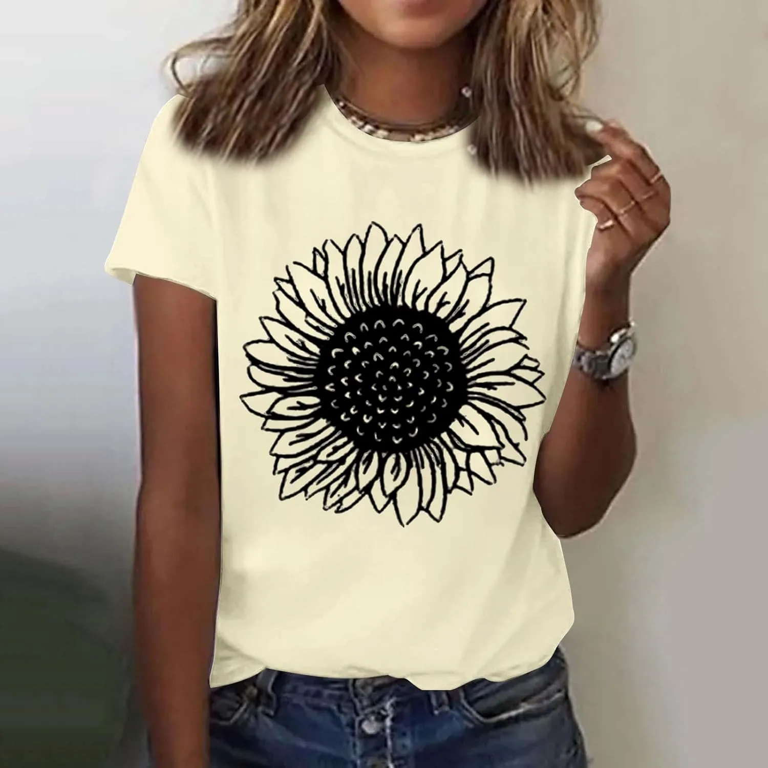 Womens Sunflower T Shirt Summer Novelty Cute Flower Graphic Loose Fit Tees Classic Crew Neck Short Sleeve Casual Tops