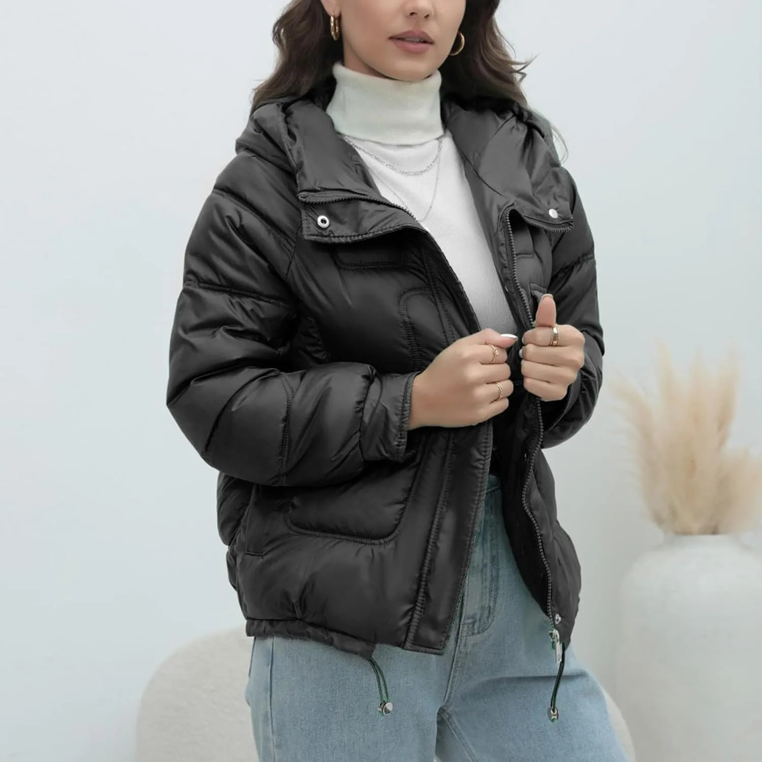 Women's Winter Puffer Coat Short Cotton Padded Down Jacket Zipper Quilted Thicken Hooded Bread Outerwear with Pockets
